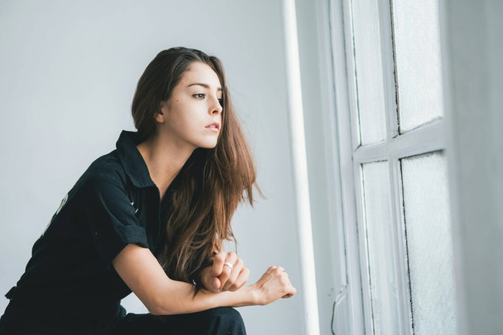 Mindful grounding techniques for anxiety